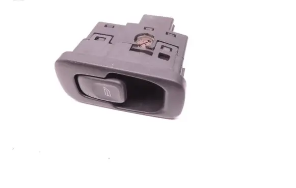 Volvo S60 Electric window control switch 9476695 D103