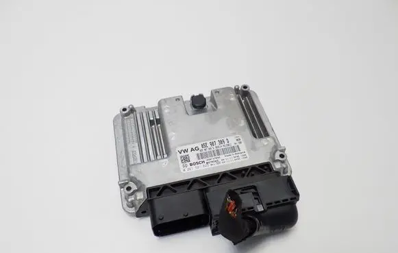 Volkswagen Golf VIII Engine control unit/module 05E907309D