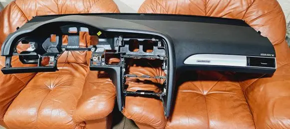 Audi A6 Allroad C6 Dashboard 4F1880204F