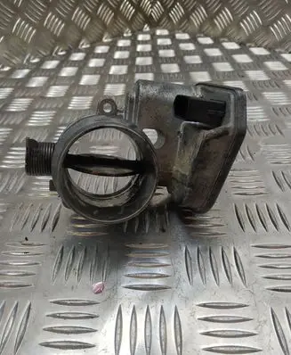 BMW 1 E81 E87 Throttle valve 780437301