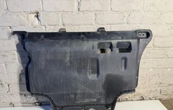 Skoda Kodiaq Engine splash shield/under tray
