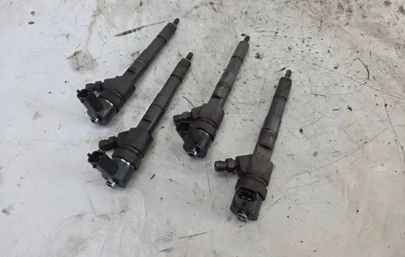Saab 9-3 Ver2 Fuel injector 0445110243