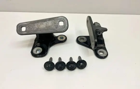 Mercedes-Benz SL R231 Front door hinges set A2317200737 A2317200537