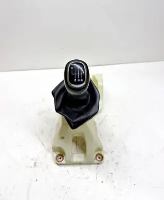 KIA Sportage Gear shifter/selector 