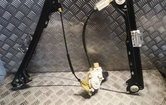 BMW 3 E92 E93 Front door electric window regulator 7191117