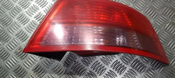 Renault Vel Satis Rear/tail lights 8200014360