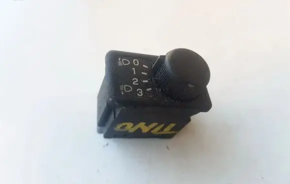 Nissan Almera Tino Headlight level height control switch 32700 36997A