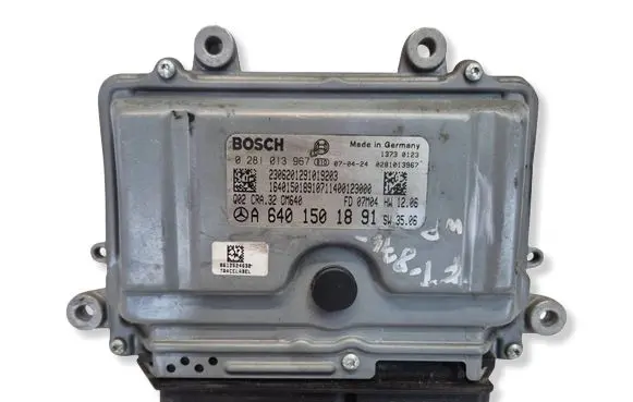 Mercedes-Benz B W245 Engine control unit/module A6401501891 0281013967