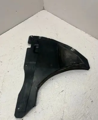 BMW 2 F46 Front bumper skid plate/under tray 7290791