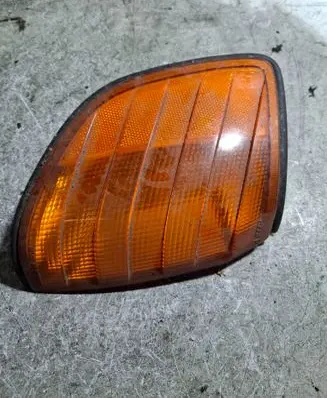 Mercedes-Benz S W140 Front indicator light 1305233932