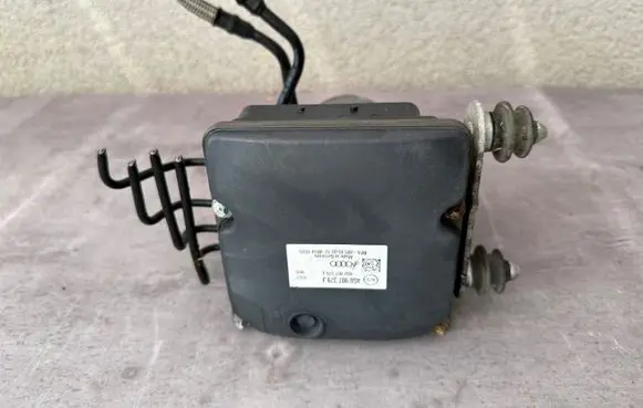 Audi A7 S7 4G ABS Pump 4G0907379J