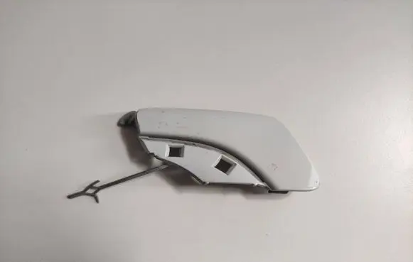 Audi A3 8Y Front tow hook cap/cover 8Y0807241A
