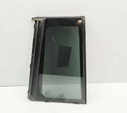 Mercedes-Benz GL X166 Rear side window A1667300855