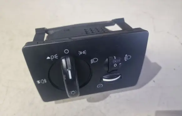 Ford Focus Light switch 7M5T13A024AA