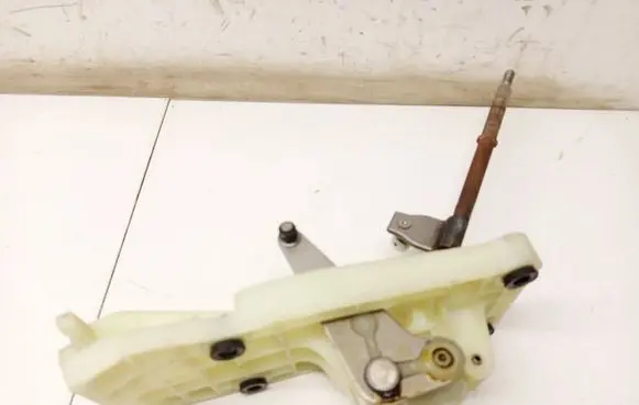 Nissan X-Trail T30 Gear shifter/selector 