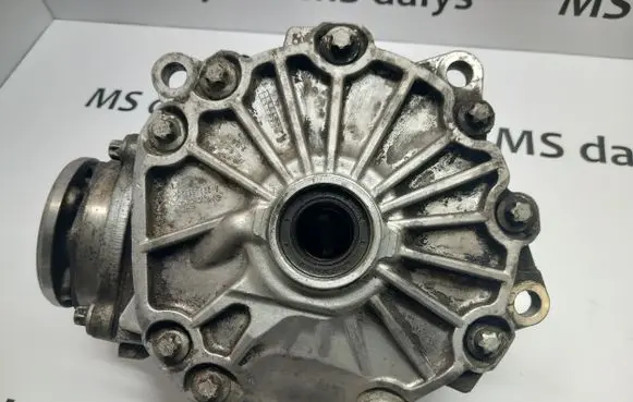 Mercedes-Benz C W204 Front differential A2213300302 2213300302 A2213310505