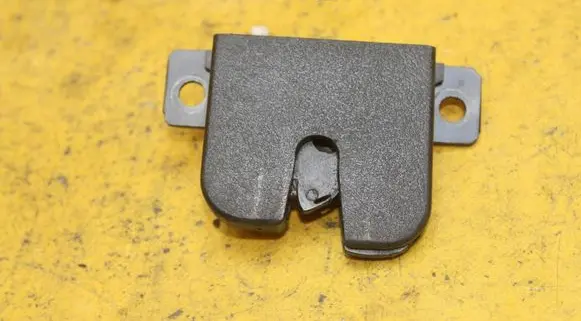 Porsche Cayenne (9PA) Tailgate/trunk/boot lock/catch/latch