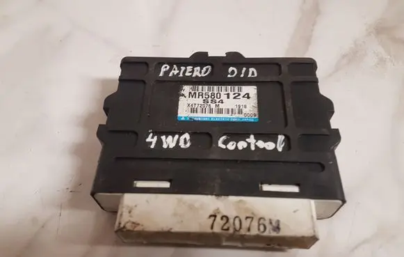 Mitsubishi Pajero Engine control unit/module ECU MR580124 X4T72076M
