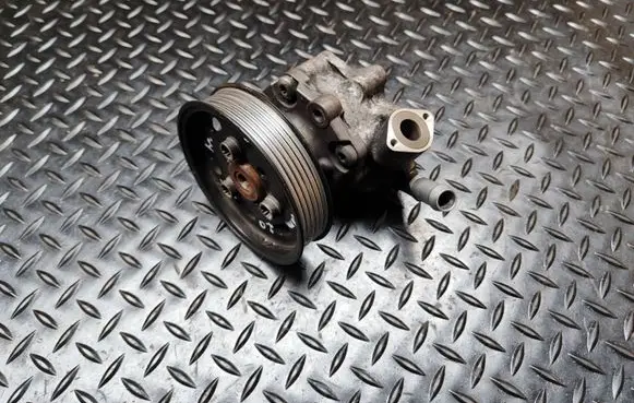 Audi Q5 SQ5 Power steering pump 8R0145155S