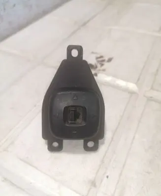 Mazda 3 I Wing mirror switch 03200320 BJOE66600