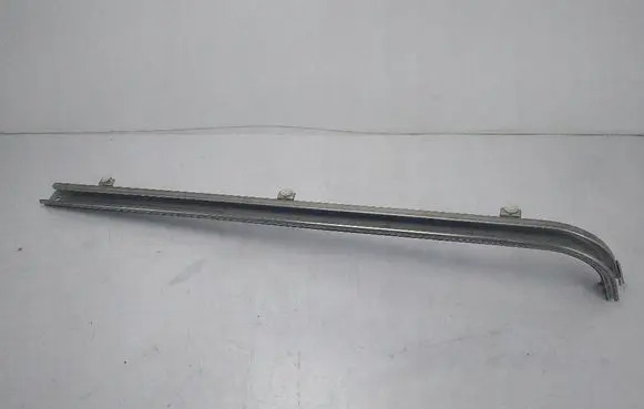 Mercedes-Benz Vito Viano W447 Sliding door upper roller guide/hinge 