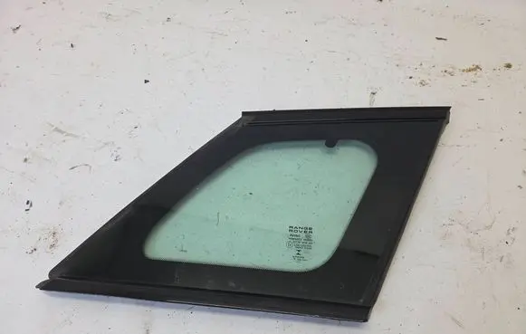 Land Rover Evoque I Rear side window