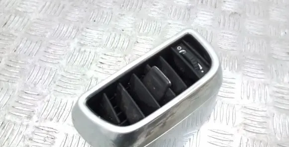 Porsche Cayenne (92A) Rear air vent grill 7P5819203