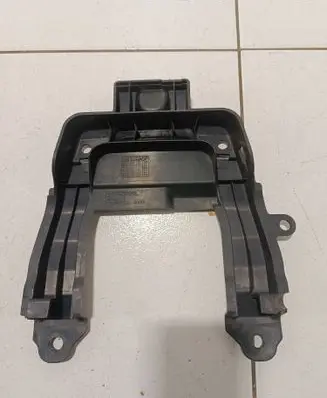 Honda CR-V Front bumper mounting bracket 71128T1GG000