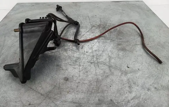 BMW X6 E71 Vacuum air tank 8512680