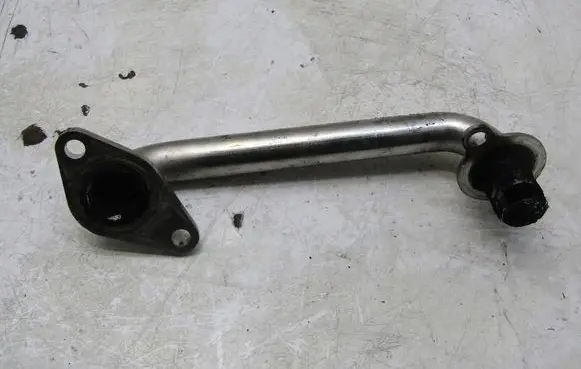 Mazda 2 EGR valve line/pipe/hose KRIS235789