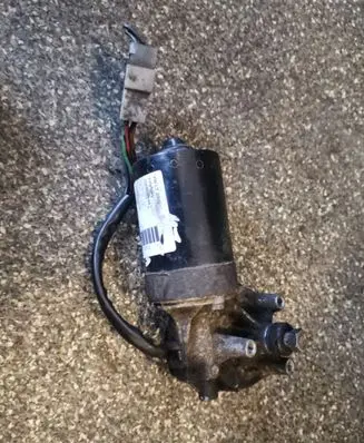 Volkswagen II LT Wiper motor 0390241345