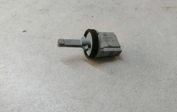 Volkswagen PASSAT B6 Interior temperature sensor 1K0907543A