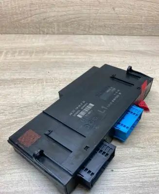 BMW 3 E90 E91 Central body control module 9187533 10681810