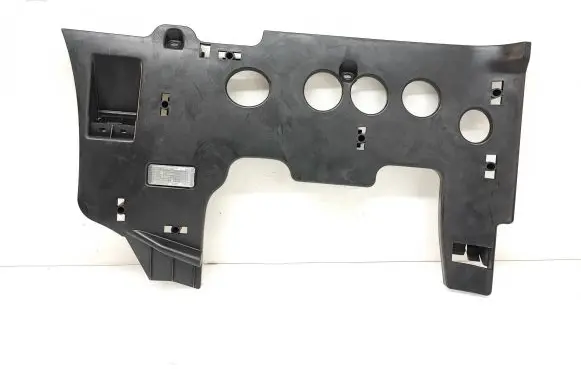 Dashboard lower bottom trim panel