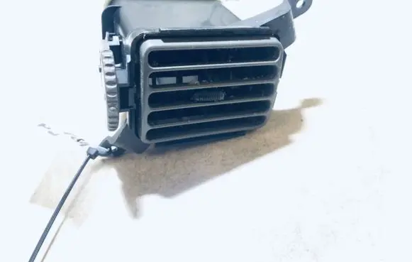 Mazda Demio Dash center air vent grill d020gm831 d020-gm-831