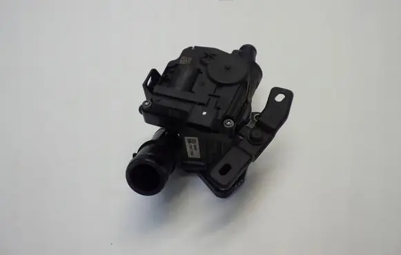 Thermostat/thermostat housing