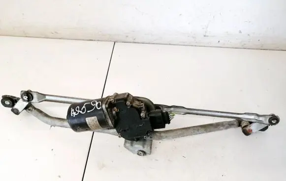 Audi A6 S6 C5 4B Front wiper linkage and motor