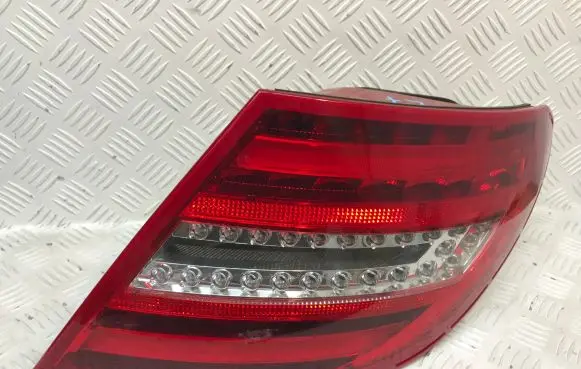 Mercedes-Benz C W204 Rear/tail lights 2048205864