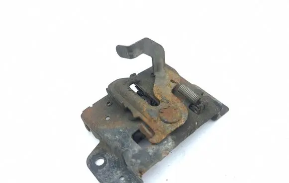 Mitsubishi Pajero Engine bonnet/hood lock/catch