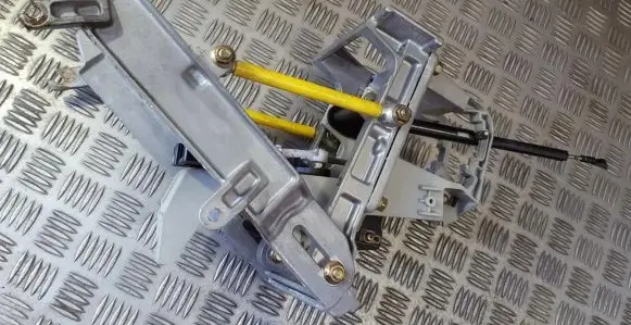 Mitsubishi Space Wagon Gear shifter/selector