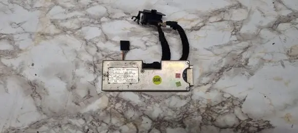 BMW 5 E39 Antenna control unit 84116907046 0109462U14 463SAG1945