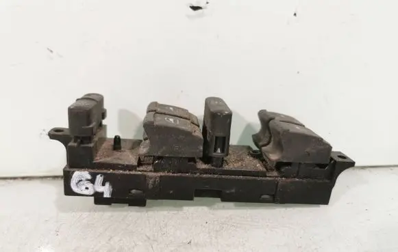 Volkswagen Golf IV Electric window control switch 1J4959857B F005S00072