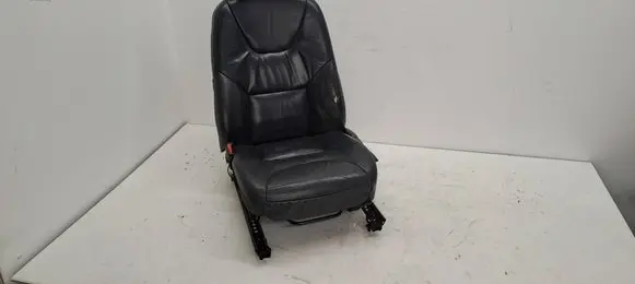 Volvo XC70 Front driver seat 369794004 906633102 40112639