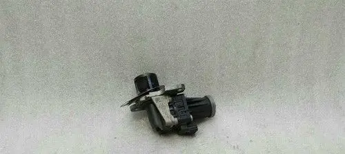 Mercedes-Benz A W176 EGR valve 7172RBT