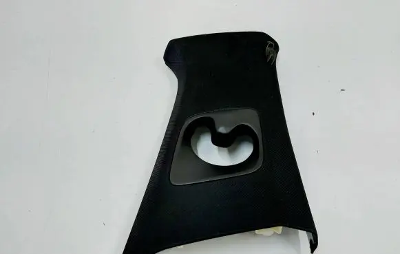BMW 7 G11 G12 (B) pillar trim (bottom) 8062828