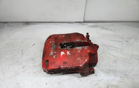 BMW 5 E39 Front brake caliper