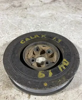 Ford Galaxy Crankshaft pulley 028105243t