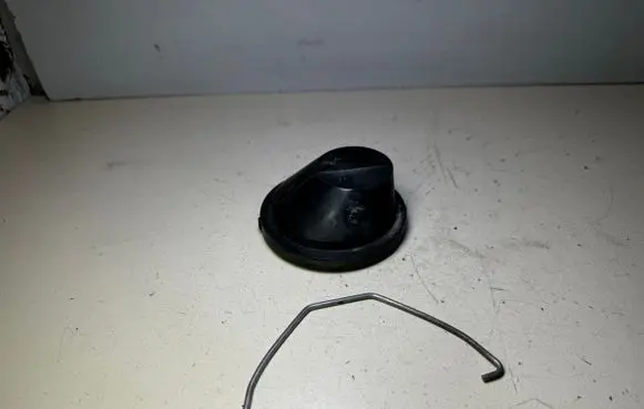 Audi Coupe Headlight/headlamp dust cover 