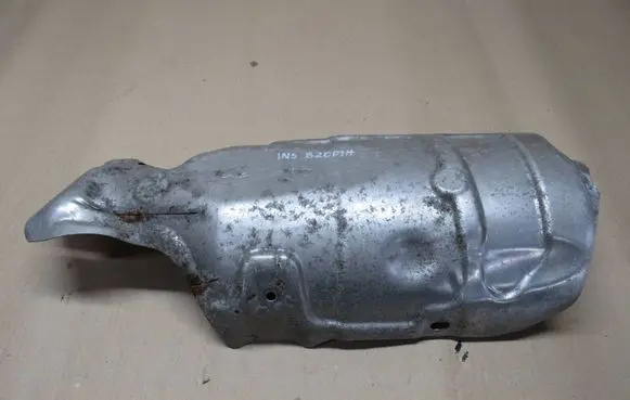 Opel Insignia A Exhaust heat shield 55581203 55594565 55501004