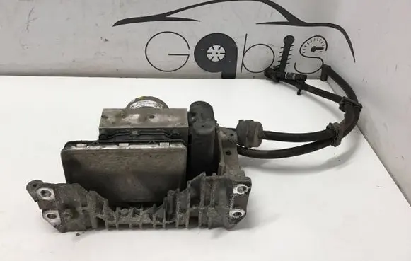 Dodge RAM Air suspension compressor/pump 68496113AB
